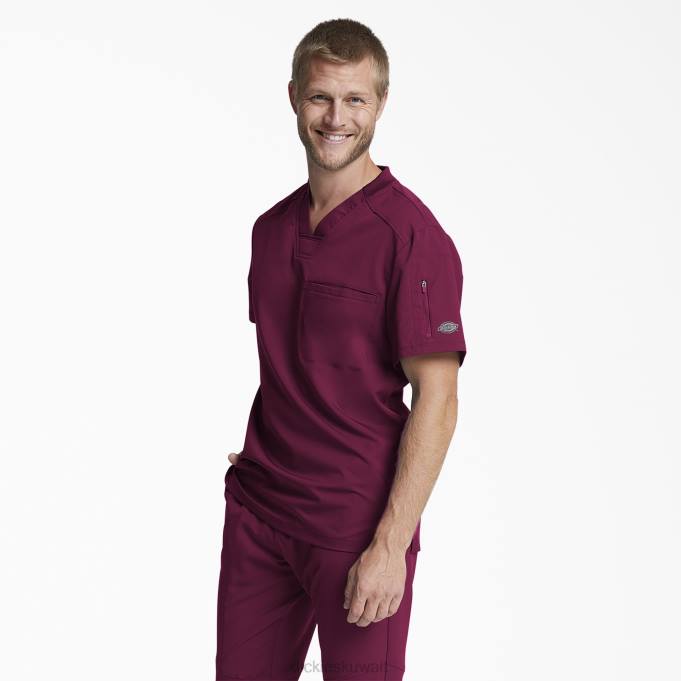 Dickies رجال ديناميكس سنفرة برقبة على شكل حرف V وجيب بسحاب نبيذ (فوز) ثياب 84441256
